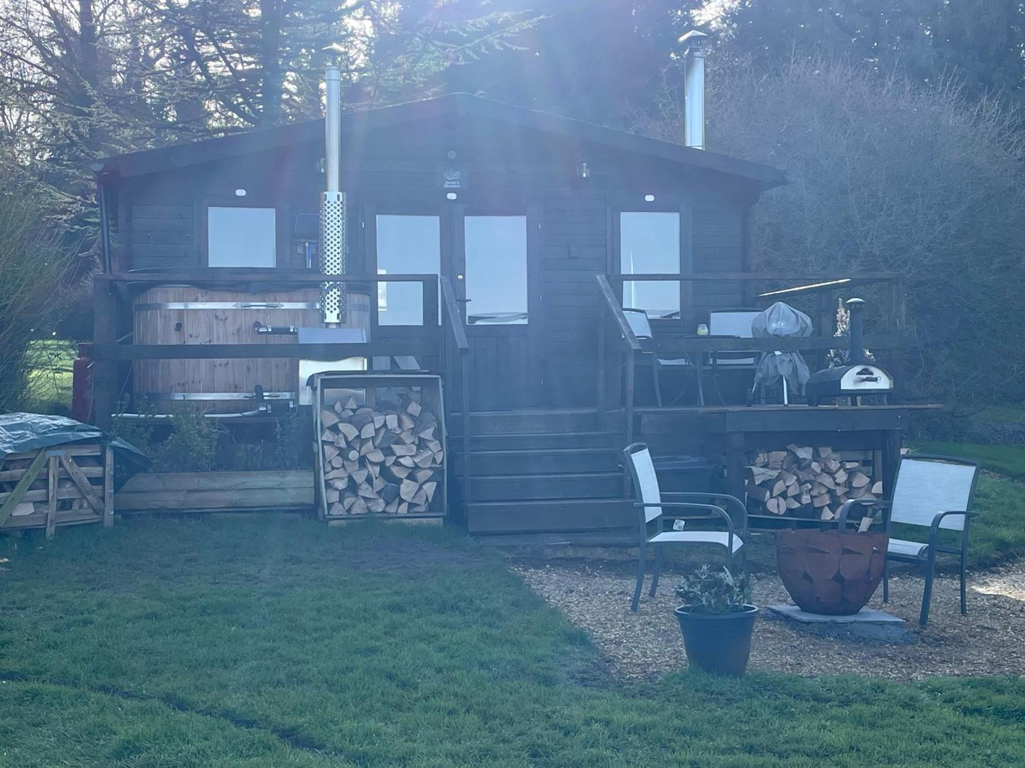 Cosy Cabin In Annie'S Meadow West Meon Kültér fotó